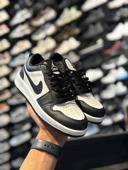 کتانی جردن وان سفید مشکی