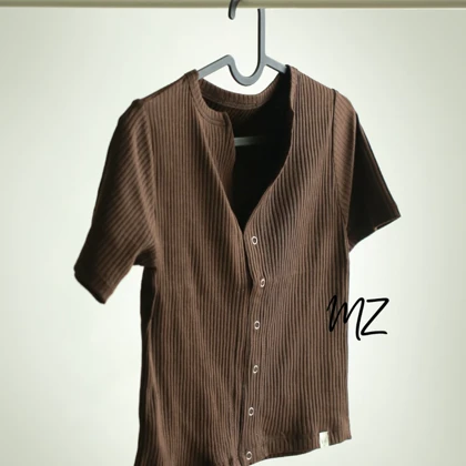 تیشرت یقه 7