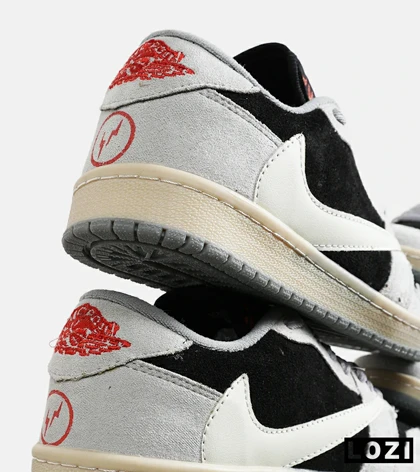 کفش کتانی مردانه کرم مشکی NIKE travis scott مدل 7109