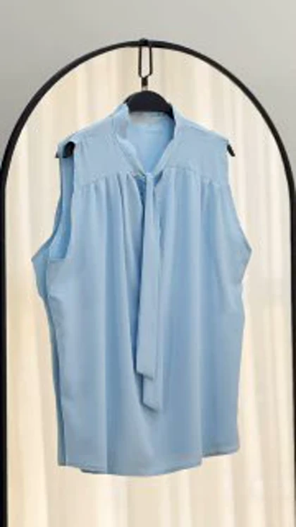 زیرمانتویی یارا