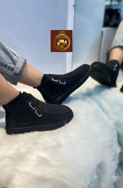 بوت بغل کش اسپرت زنانه چرم خاویاری