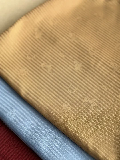 روسری ژاکارد طرح دیور قواره 120