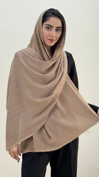 شال شاینی دور عدسی