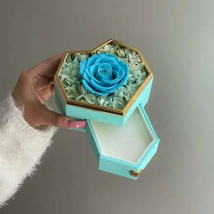 باکس گل لوکس قلب کشویی