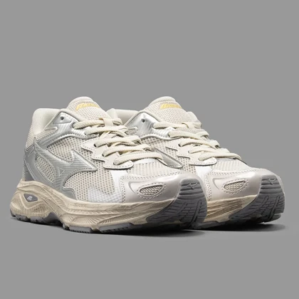 میزانو ریسر اس کرم نقره ای Mizuno Racer S Cream Silver
