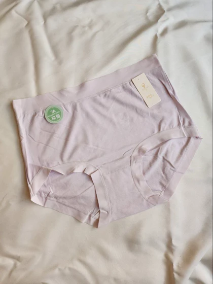 شورت تمام نخ فاق بلند کد: 2002