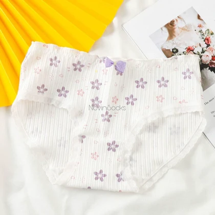 شورت طرح بنفشه