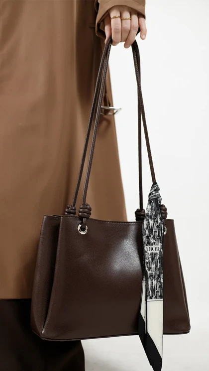 کیف دوشی دستمال دار پارمیس