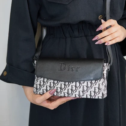 کیف دوشی زنانه مارک پکه دار