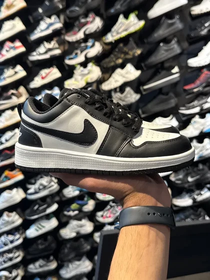 کتانی جردن وان سفید مشکی