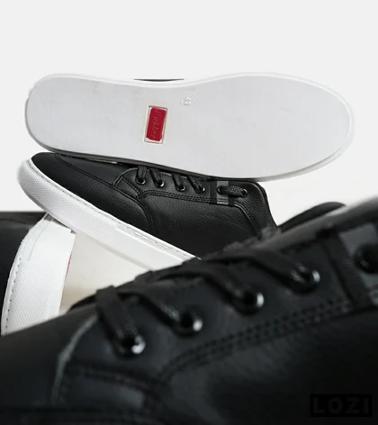 کفش اسنیکرزمردانه مشکی VANS off the wall