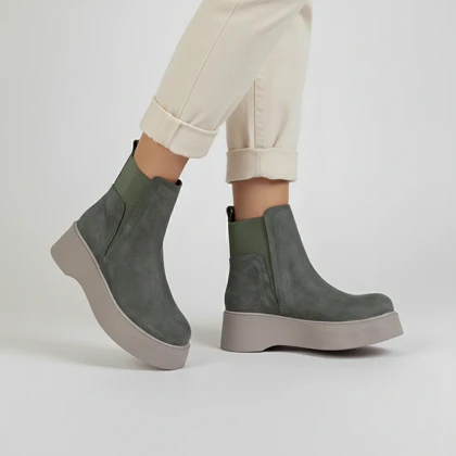 بوت تمام چرم جیر زنانه 4