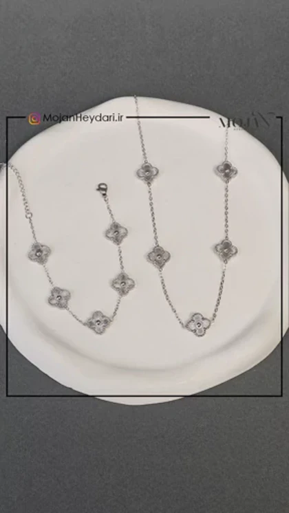 دستبند و گردنبند ونکلیف