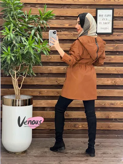 بارانی کمرگت کلاه زیپی