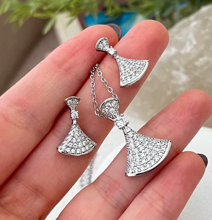 نیمست طرح جواهر نقره ای