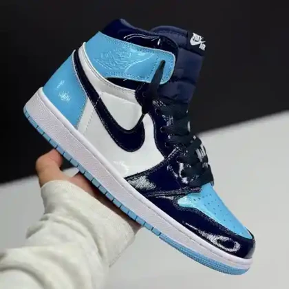 کفش نایک ایر جردن وان ساق‌دار ورنی آبی سورمه‌ای Nike Air Jordan 1 High Patent Navy Blue
