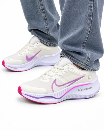کتانی زنانه رانینگ مدل نایکی زوم ایکس لبخند سفید یاسی NIKE