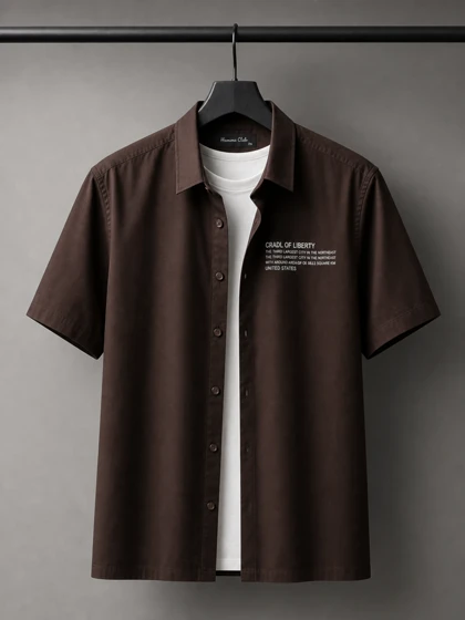 پیراهن لش باکسی پارچه مازراتی رنگ قهوه ای موکا چاپ مینیمال / او دی مد