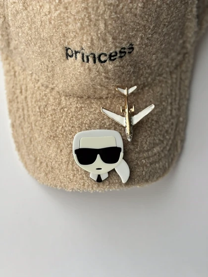 سنجاق سینه فانتزی