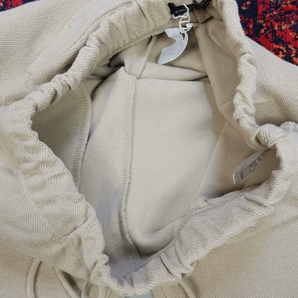 جاگر با پارچه‌ی دورس 5 نخ کرمی از standard cloth کد 245
