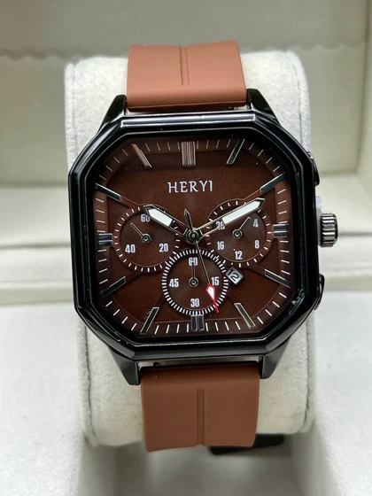 ساعت مردانه برند هابلوت طرح HERIY قهوه ای مدل اپل واچ