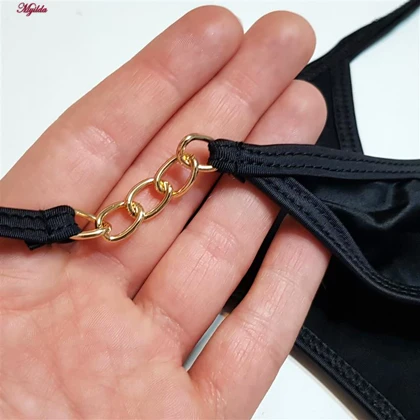 شورت زنانه مدل زنجیردار فانتزی مشکی کد 4767-13-10