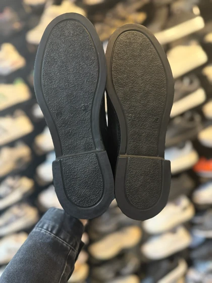 نیم بوت پشت پاپیون