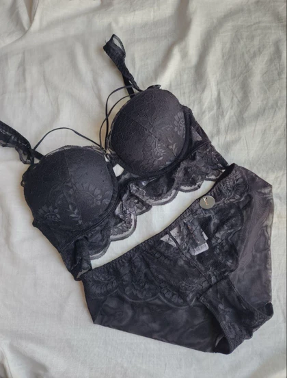 ست شورت و سوتین اروپایی هارنس دار کد: 9003