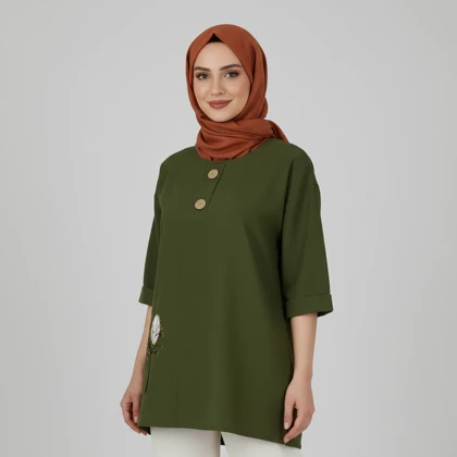 بلوز آستین سه ربع یقه گرد زنانه