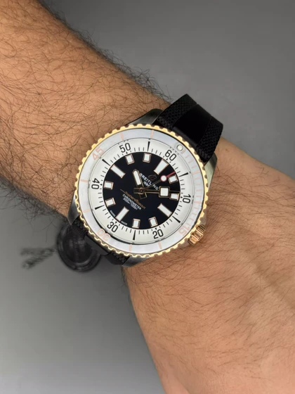 ساعت مچی برایتلینگ سوپراوشین موتور اتوماتیک بند رابر مشکی Breitling