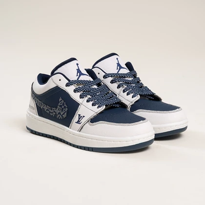 جردن وان لویی ویتون سفید سرمه ای (Nike Air Jordan 1 Low Louis Vuitton)
