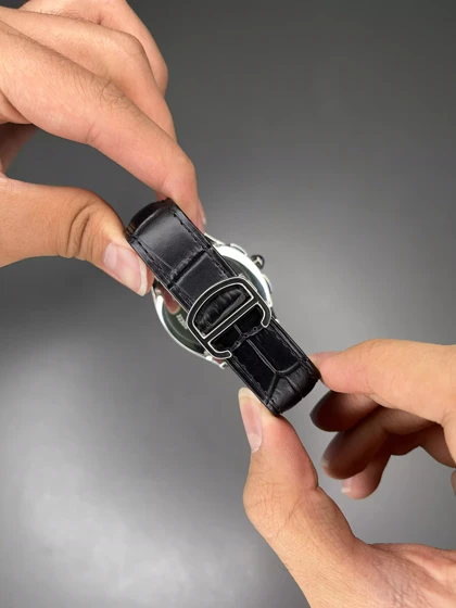 ساعت مچی کارتیه کورنوگراف بند چرمی مشکی صفحه سبز Cartier