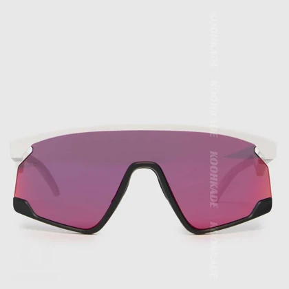 عینک اوکلی 3 لنز OAKLEY BXTR WHITE