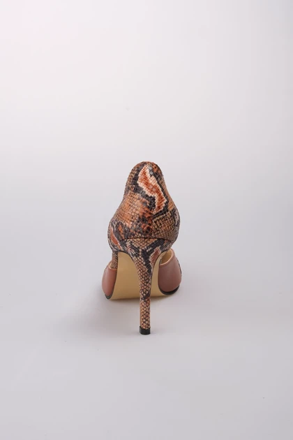 کفش پاشنه‌دار میوگوستو mio-gusto