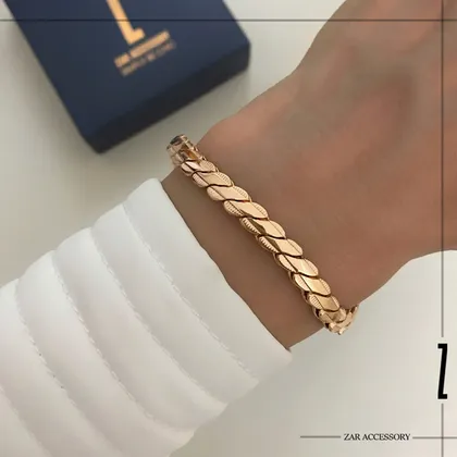 دستبند آینه‌ای حصیری حاشیه‌دار