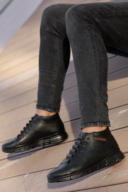 بوت و نیم بوت مردانه muggo