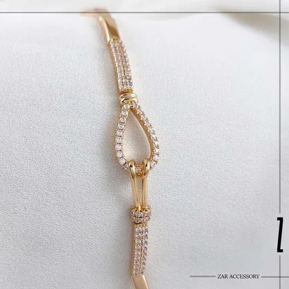 دستبند زنانه فرد نگین‌دار