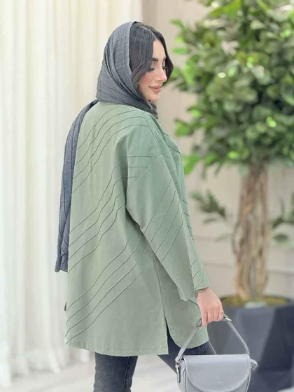 مانتو برش‌دار بغل چاک
