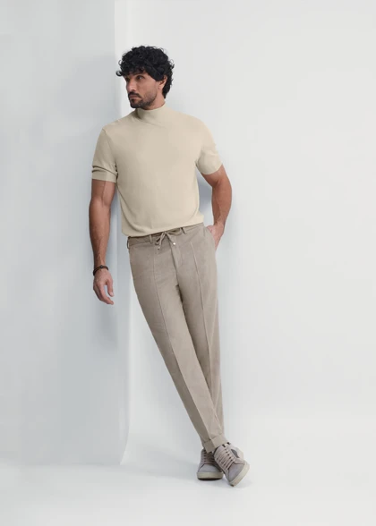 تیشرت Mock Neck