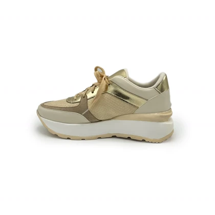 کفش راحتی زنانه استرادیواریوس مدلStradivarius-Sneakers-SKG10
