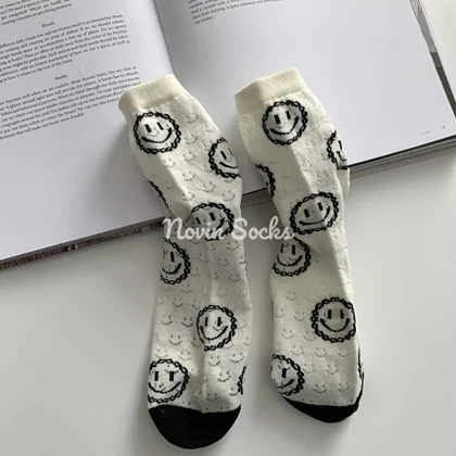 جوراب نیم ساق توری سفید مشکی طرحدار