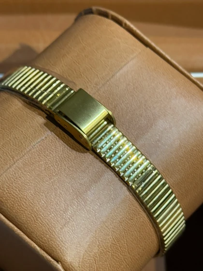 ساعت زنانه صفحه گرد سنسی