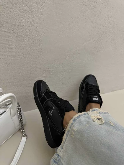 کتانی TRAVIS SCOTT