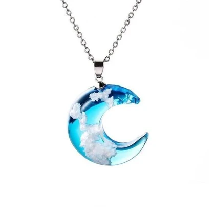 گردنبند ماه کامل و حلال