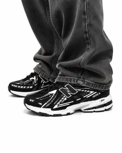 کتانی مردانه نیوبالانس 1906مشکی سفید 2 New BALANCE 1906A