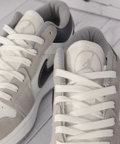 کفش سورمه ای نایک جردن 4818