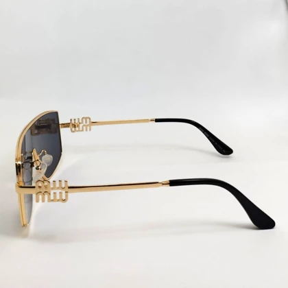 میومیو C497 GOLD/ BLACK