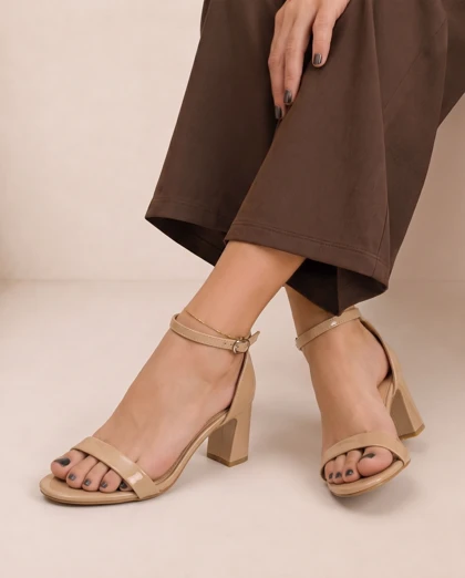 کفش مجلسی زنانه پاشنه‌بلند زارا 5623