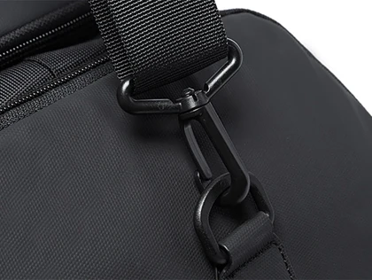 کیف ورزشی حرفه ای ضدآب با قابلیت جدا سازی وسایل با ظرفیت 36 لیتر بنج BANGE BG-7088