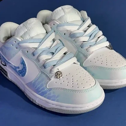 کفش نایک اس بی دانک لو ماری Nike SB Dunk Low Mari